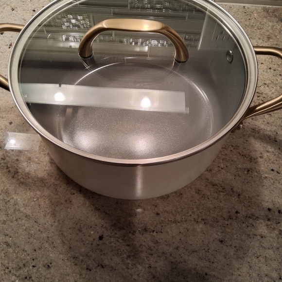Authentic Kitchen 6qt. Stock Pot - Picture 4 of 6